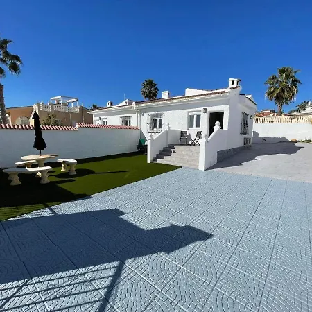 Linda Casita Holiday home