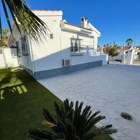 Holiday home Linda Casita